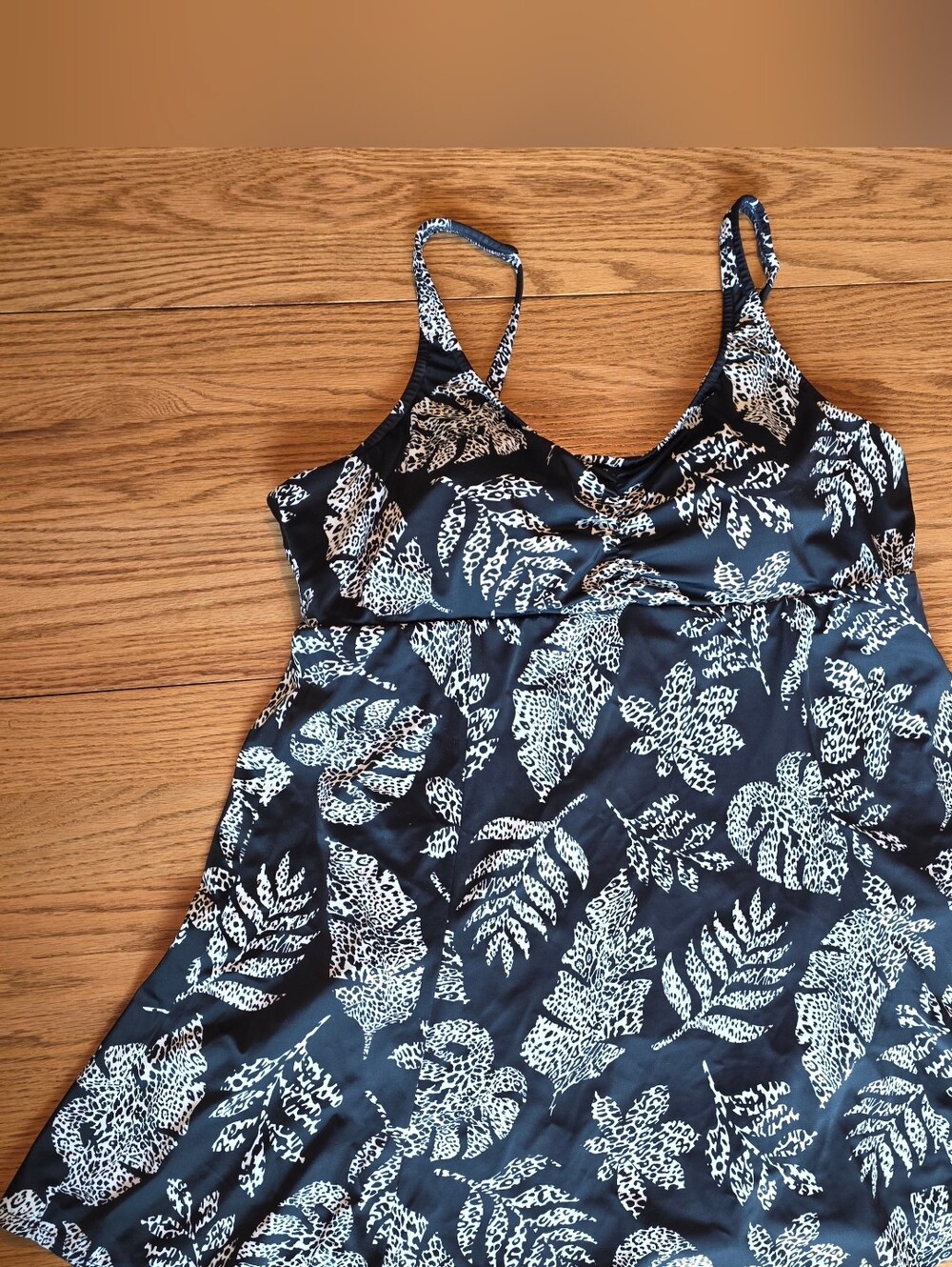 Swim Solutions Spotted Leaves Empire Waist Tummy Control Swimdress Size 24w